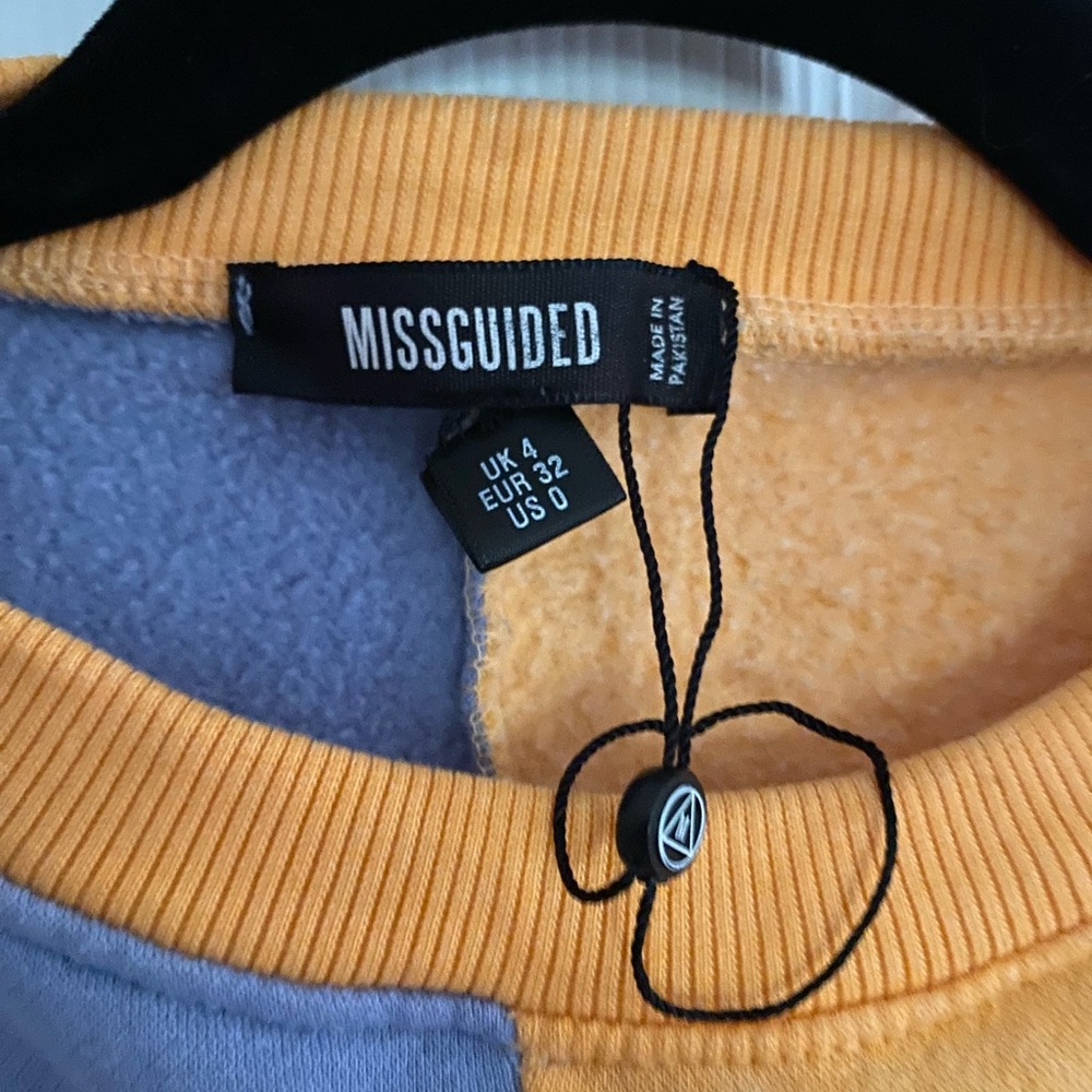 Colorblock Sweater - Picture 3 of 3